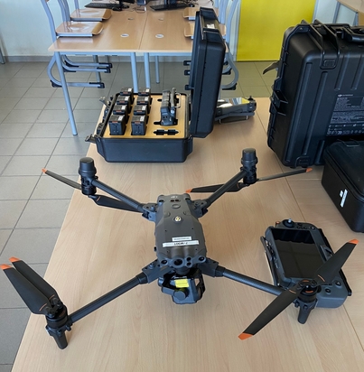 dronepolice1.jpg